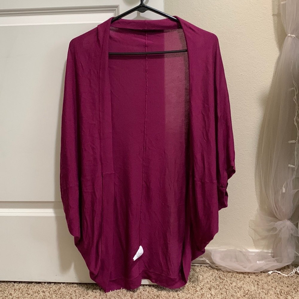 Short sleeve, loose cardigan